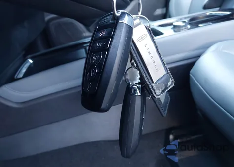 2021 Lincoln Corsair Standard from USA, damaged, VIN 5LMCJ1C98MUL22211